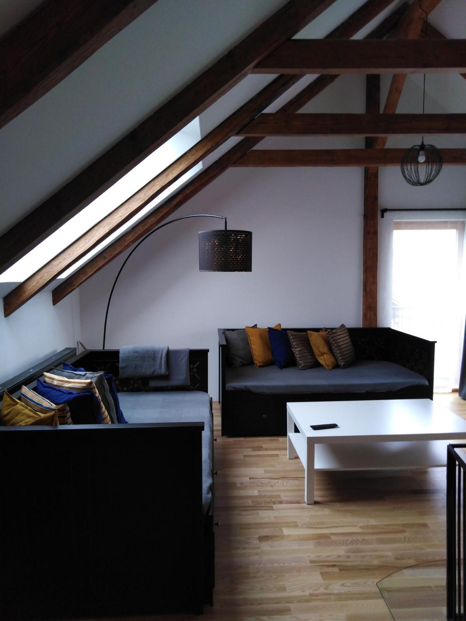 Apartmany Vojnuv Mestec Apartment *